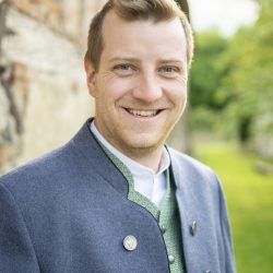 174-©karlpeternaegele